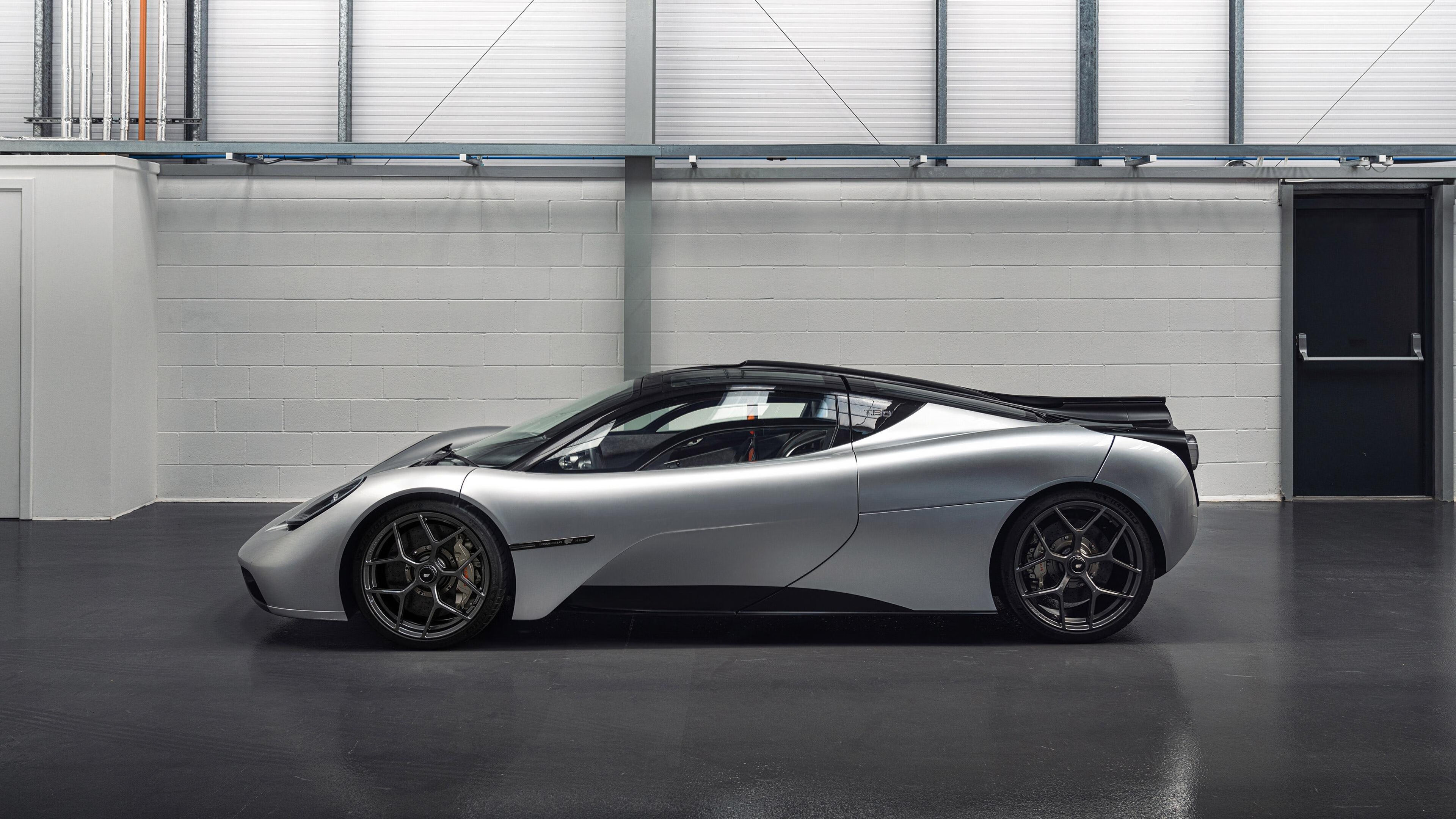 基层足球教育逐步普及，城乡青少年踢球热情不断高涨，开展青少年足球训练的意义