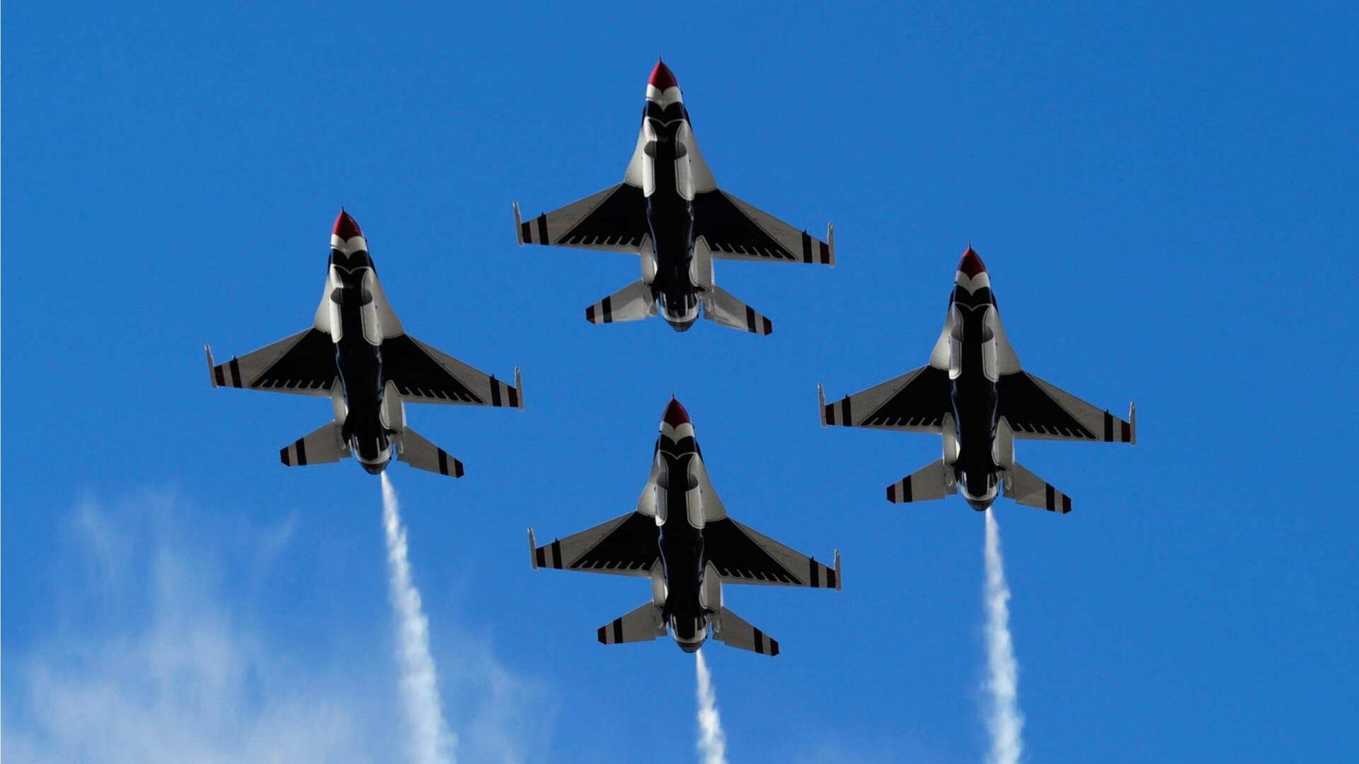 Kaiyun官方登录入口-德甲激烈，球迷留言支持，德甲消息